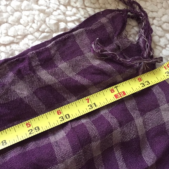 NWOT Kenneth Cole square scarf - Picture 5 of 5